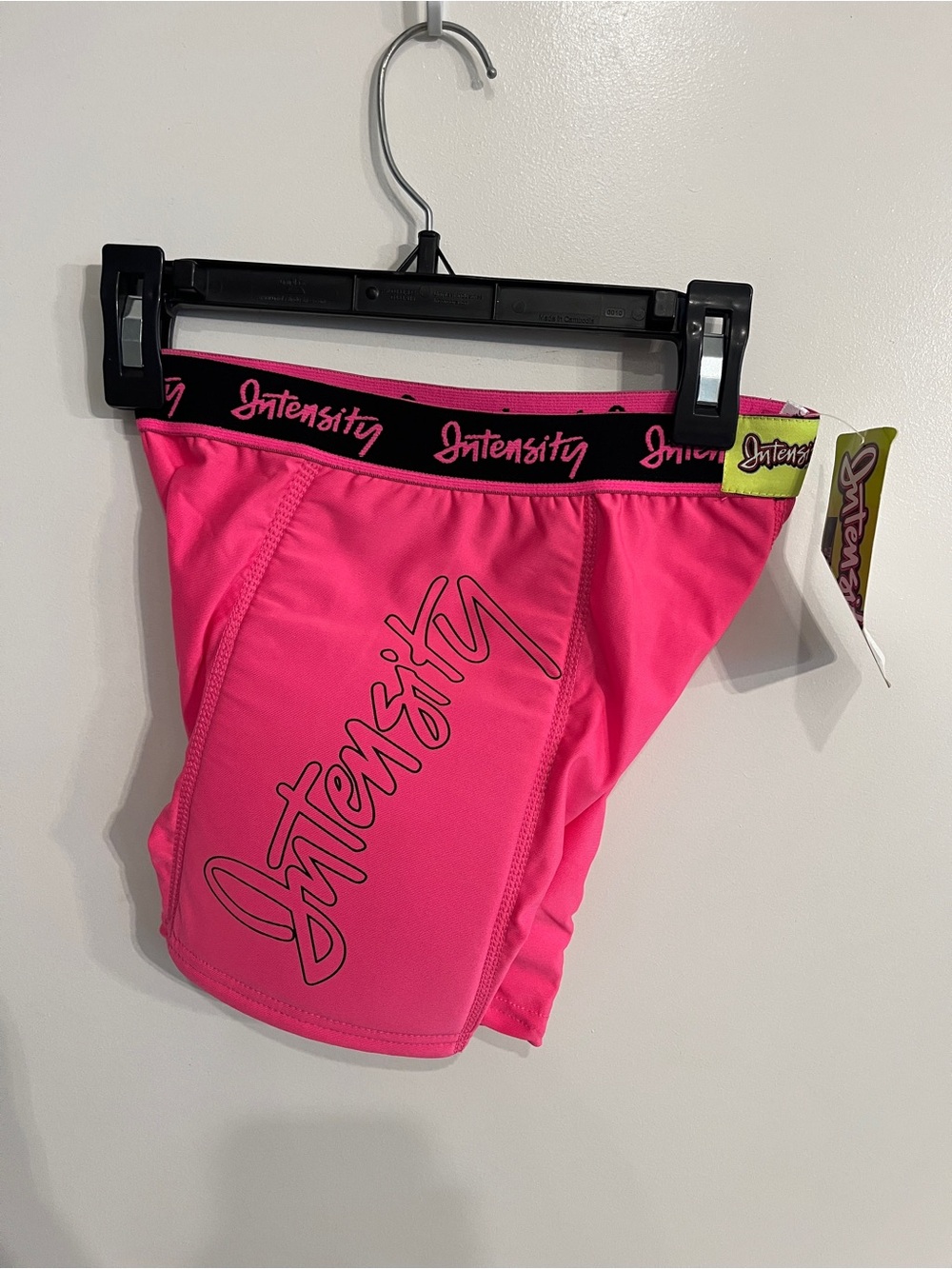 NWT Girls Size Medium Intensity By Soffe Fastpitch Slider Shorts